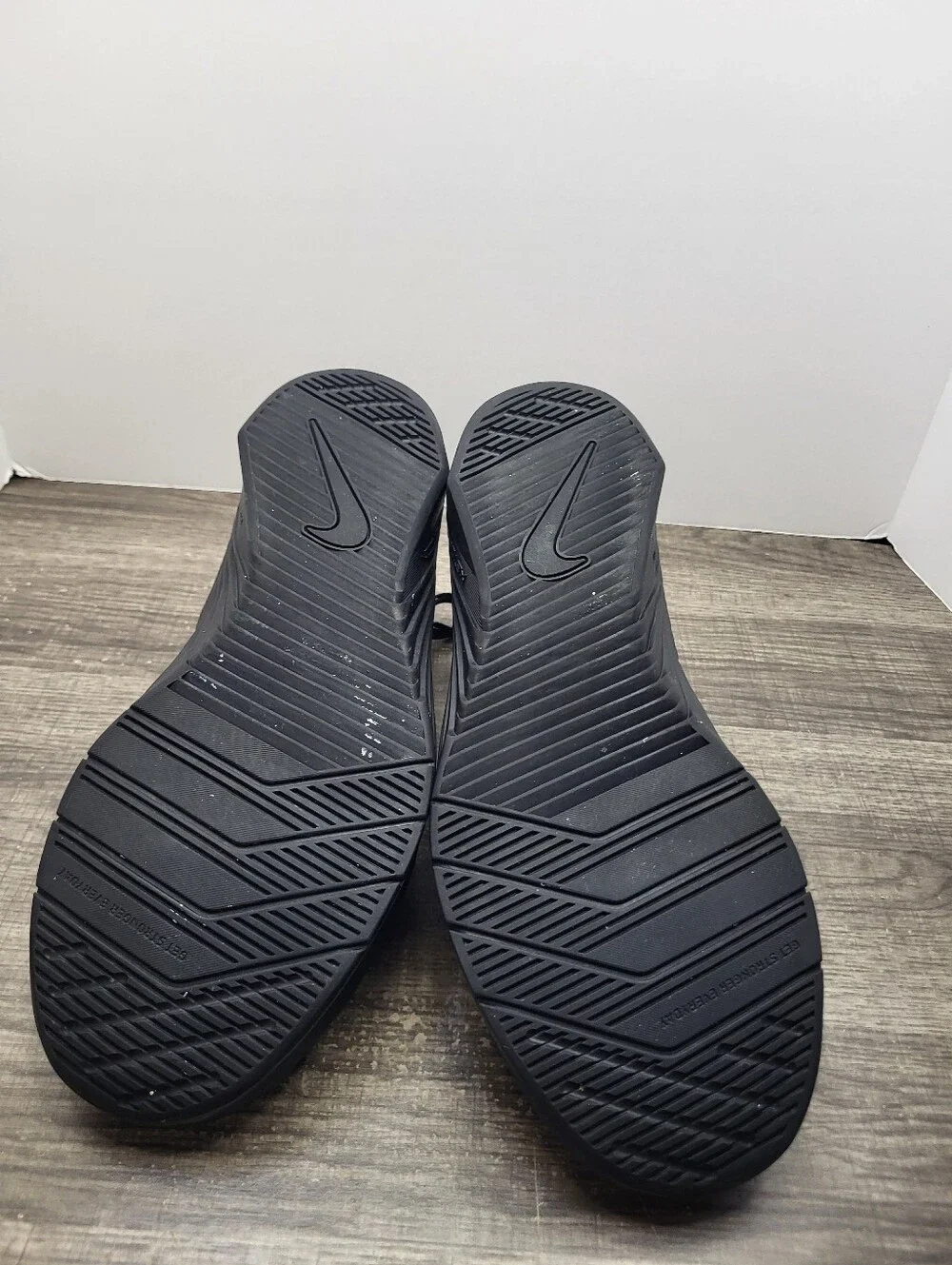 Nike Metcon 6 Black Anthracite Men’s Size 9.5 Training Shoes Sneakers CK9388-011